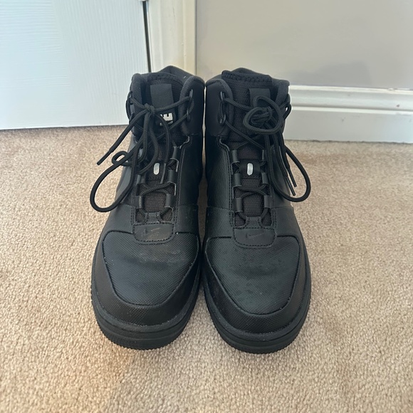 Nike Path WNTR Black - Picture 1 of 2